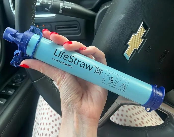 This <a Style="Display:inline;" Href="Https://Www.amazon.com/Lifestraw-Personal-Camping-Emergency-Preparedness/Dp/B006qf3tw4?_encoding=utf8&content-ID=amzn1.sym.fa822bf8-045d-4990-A903-E39b011b2bbe&dib=eyj2ijoimsj9.uqbp0ipzjupgdbvxjaq-Wfffr71vwo51wfnluqihhhiyzal1utnqtjxh6sp2sarbjg0wvf-O9uazoekqwabikrvr22tkg1clkzu3epsevzktkpdheh6blxw6on7-Nlla2loz6mcyw33tmquw3kjynmsisgku15i31hitsj7c6rgxwpvokn-P9xap-4kk_fwmor8fbuideijd7e1lwliia0v0_j0s-Wx2quca47zoqexvt0nsl1_xmr5mxxcmqe4yhgf4gd6acp9my4k0uiamzfp6rwyb7bbkrso94gnbksm.idqnz7vhc0cxh1evunxzw7promwl-44soesgui5bchq&dib_tag=se&pd_rd_r=43714639-D3d3-4f7c-Ada2-2facbcb2b9cf&pd_rd_w=gzyzd&pd_rd_wg=osvoy&pf_rd_p=fa822bf8-045d-4990-A903-E39b011b2bbe&pf_rd_r=gth1dnrpn6w734kdanfr&qid=1724844057&refinements=p_36%3a-4000&s=sporting-Goods&sr=1-1&th=1&linkcode=ll1&tag=bpsheep-20&linkid=de4ae2e7fb9e744b55847174fccbb8af&language=en_us&ref_=as_li_ss_tl" Target="_blank"><span Style="Font: Inherit; Color: #d74b1f;"> Lifestraw Personal Water Filter</Span> Is So Compact And Lightweight, You Can Take It Anywhere - It's Basically A Pocket-Sized Water Fountain!