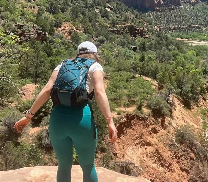 No More Stopping For Water Breaks! This <a Style="Display:inline;" Href="Https://Www.amazon.com/Lightweight-Hydration-Backpack-Running-Bladder/Dp/B09tr9lpkn?_encoding=utf8&content-ID=amzn1.sym.fa822bf8-045d-4990-A903-E39b011b2bbe&dib=eyj2ijoimsj9.jg_1cgcz93mh4trv7nhlopzite2ajpedb2mutan-Dztqdfeppo0gja310ihj2robqflaiqchl1j3zloixrs48e8auw33lc8y6pa31vosbldpuspzkj07ecvrgeh9oc_1kjiel63ees5s7ruvqhgyzrauvdmppdv7rhpgrwtwuv1ftsnru992m9krdel00cmg3khz6pxqp8igzc_qumkovg.5ny7nokkbnqqfdy0g5ehxdrmyetfiurbvc-_g8gsddo&dib_tag=se&pd_rd_r=43714639-D3d3-4f7c-Ada2-2facbcb2b9cf&pd_rd_w=gzyzd&pd_rd_wg=osvoy&pf_rd_p=fa822bf8-045d-4990-A903-E39b011b2bbe&pf_rd_r=gth1dnrpn6w734kdanfr&qid=1724844312&refinements=p_36%3a-4000&s=sporting-Goods&sr=1-26&th=1&linkcode=ll1&tag=bpsheep-20&linkid=9e0abe2d34856fc37f5bde9f45c016a9&language=en_us&ref_=as_li_ss_tl" Target="_blank"><span Style="Font: Inherit; Color: #d74b1f;"> Running Backpack With Water Bladder</Span> Will Keep You Hydrated And On The Move, So You Can Focus On Crushing Your Goals