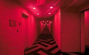 People On The Internet Shared 50 Photos Of The Creepiest Corridors They’ve Ever Seen (New Pics)