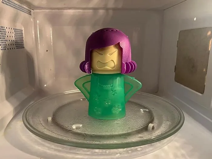 Caked-On Spaghetti Sauce?  Exploded Soup?  This <a Style="Display:inline;" Href="Https://Www.amazon.com/Abnaok-Microwave-Cleaner-Cleaners-Disinfects/Dp/B07rwb6byp?ie=utf8&linkcode=ll1&tag=bpcorgi-20&linkid=26fa556caa9cc18a1a6185b3c862ce8b&language=en_us&ref_=as_li_ss_tl" Target="_blank"><span Style="Font: Inherit; Color: #d74b1f;"> Microwave Cleaner</Span> Will Handle Those Microwave Messes Like A Pro