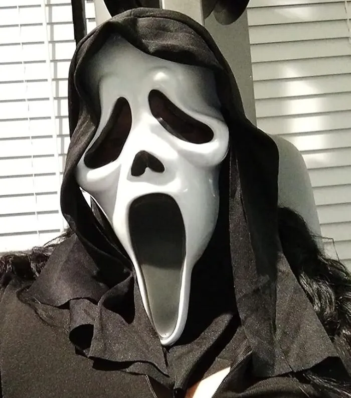 "Do You Like Scary Movies?"  You Will After Wearing This   <a Style="Display:inline;" Href="Https://Www.amazon.com/Ghost-Face-Shroud-Movie-Scream/Dp/B000jfm8ni?ie=utf8&linkcode=ll1&tag=bptoucan-20&linkid=be57ff0f8e154d5ec000563bc464c1fa&language=en_us&ref_=as_li_ss_tl" Target="_blank"><span Style="Font: Inherit; Color: #d74b1f;"> Fun World Adult Scream Mask</Span> This Halloween!