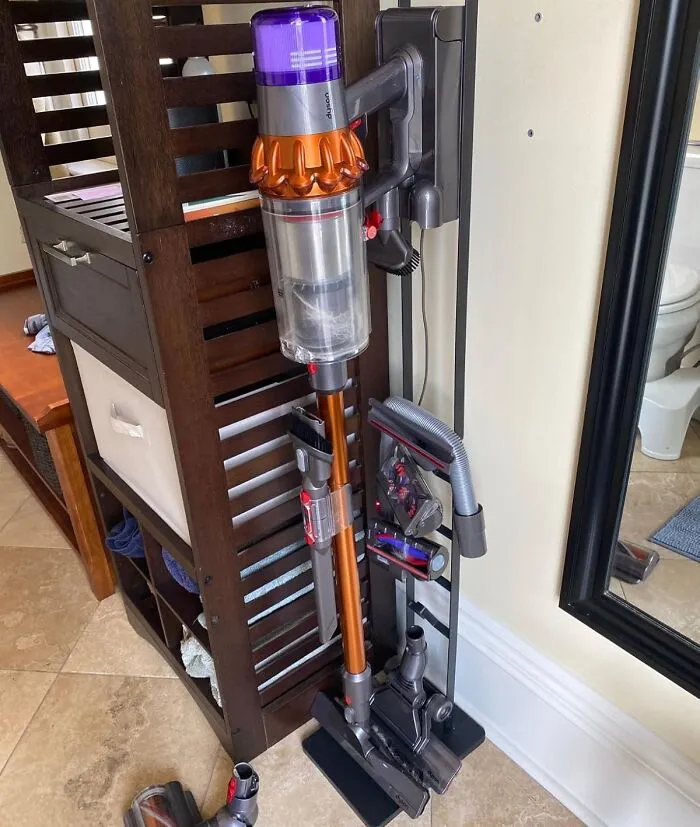 Keep Your Space Tidy And Organized With <a Style="Display:inline;" Href=" Https://Www.amazon.com/Accessories-Storage-Handheld-Cordless-Cleaners/Dp/B07sszbl98?ie=utf8&th=1&linkcode=ll1&tag=bpbee-20&linkid=85dbad9de239faf09b6383eef4428f99&language=en_us&ref_=as_li_ss_tl " Target="_blank"> <span Style="Font: Inherit; Color: #d74b1f;"> The Vacuum Stand</Span> – It’s The Perfect Storage Solution For Your Vacuum And Accessories