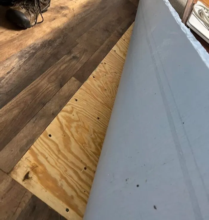 "Rented an apartment and the landlord was bragging about getting new “wood” flooring installed. Well he missed a huge spot in the living room and just covered it with a cut out square of carpet. We’re talking about a large area of roughly 8×8 ft" - <span Style="Font:inherit;color:#808080"> [deleted]</Span>
