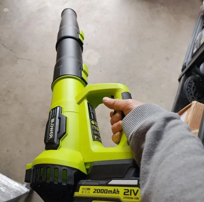 "A  <a style="display:inline;" href="https://www.amazon.com/LEAPUL-Electric-Batteries-Lightweight-LP69/dp/B0CRDKWQMR?crid=27KGG3BX0ZZ9O&dib=eyJ2IjoiMSJ9.7Mxb7GoySuoAE9OFbf1bpqNFR32q9LSXq_Kx9EmcgqIOvQM2mGUfXjS8VNfmbJBzsbSqqOC9Sff_hoXvL58EOrOzb9lJ2kFESXOU7rsUpVJwtyLVowXh2lzM-KVHrDKMLgiyNKOCDhOrzdIXmXOvMUHq1d1bRa7WACS015vSzFudQVSTu1u-p3jPv0U1DQtd0_DhCkz3v76aWGcYLlkXl8jtg3ub-CLCkKfwM_1WD1A.uelVcWhYE85vBuAm8pt7eFn7HmDZq9WNLRNM40oLW3I&dib_tag=se&keywords=leaf%2Bblower&qid=1725957599&sprefix=leaf%2B%2Caps%2C481&sr=8-3&th=1&linkCode=ll1&tag=bpparrot-20&linkId=26eb5371334ca2a92806811a0711cd8d&language=en_US&ref_=as_li_ss_tl" target="_blank"><span Style="Font:inherit;color:#d74b1f;"> leaf blower </Span>  is just a vacuum in reverse." - <span Style="Font:inherit;color:#808080"> Anillop</Span>