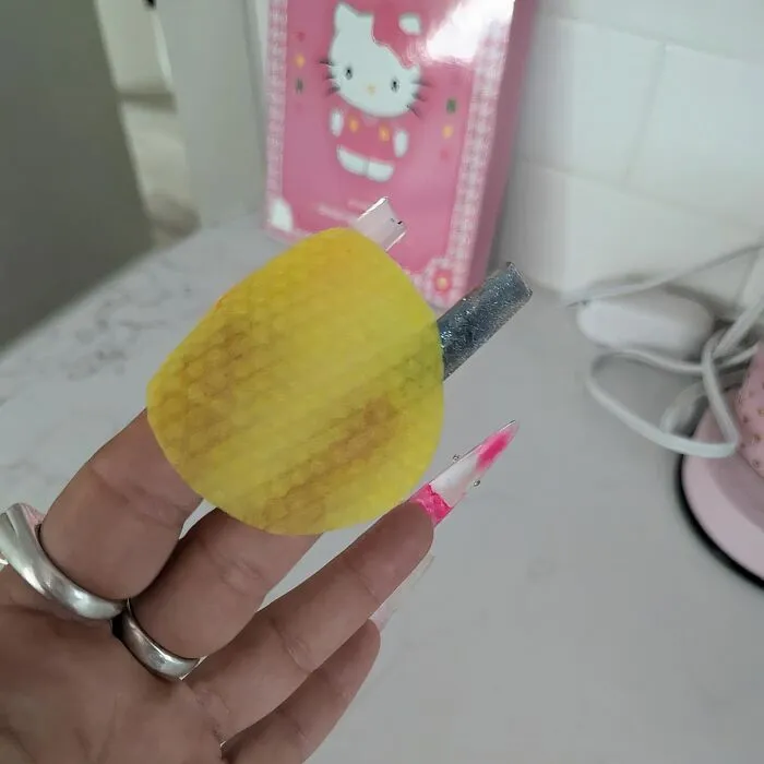 Your Face Is About To Have A Glow-Up Worthy Of A Disney Princess, Thanks To These Magical   <a Style="Display:inline;" Href="Https://Www.amazon.com/Turmeric-Scrub-40pcs-Cleansing-Vitamin/Dp/B0dbg67vp4?pd_rd_w=ni8oi&content-ID=amzn1.sym.7379aab7-0dd8-4729-B0b5-2074f1cb413d&pf_rd_p=7379aab7-0dd8-4729-B0b5-2074f1cb413d&pf_rd_r=t3csszp0deb971zxnakn&pd_rd_wg=8lchu&pd_rd_r=59a26b89-704d-4ca5-836c-7cf8287c4b45&pd_rd_i=b0dbg67vp4&psc=1&linkcode=ll1&tag=bpmole-20&linkid=19044e38c83c976ad031c3d465d56be1&language=en_us&ref_=as_li_ss_tl" Target="_blank"><span Style="Font: Inherit; Color: #d74b1f;"> Turmeric Face Scrub Pads</Span>