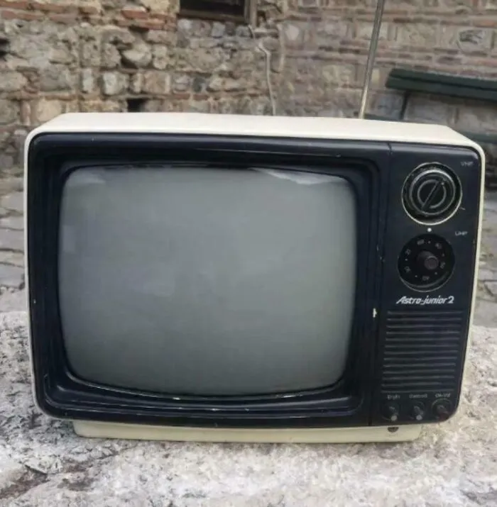 Who Remembers Changing A Channel By Turning The Knob