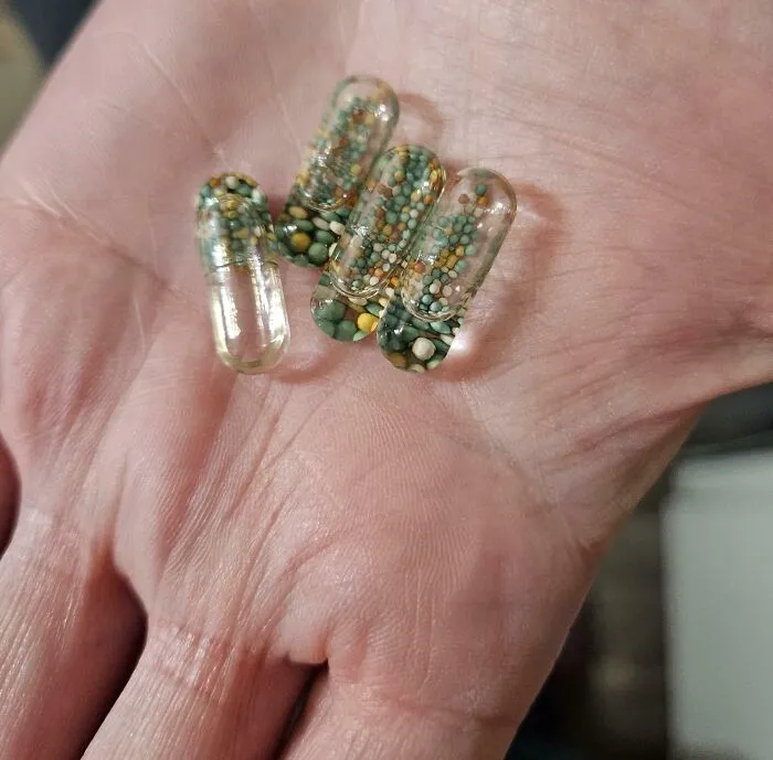 Las vitaminas de mi novia tienen perlitas dentro