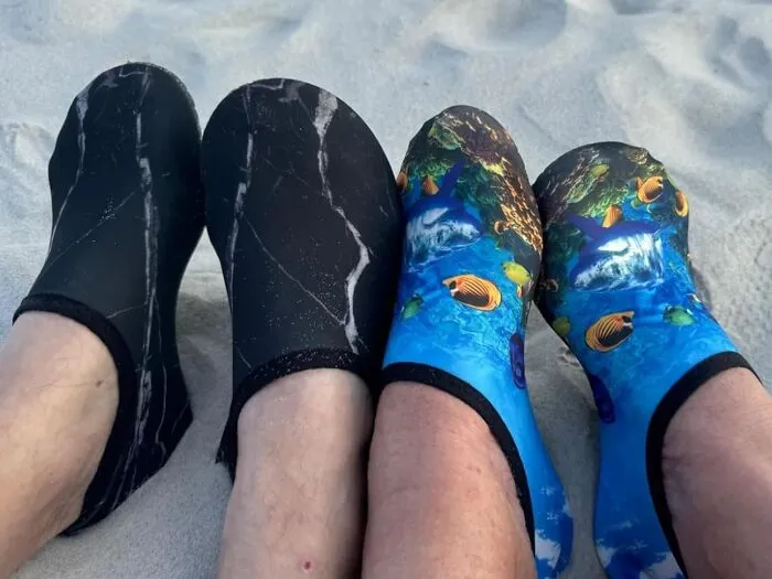 Forget Soggy Socks And Sandy Toes! These   <a Style="Display:inline;" Href="Https://Www.amazon.com/Vifuur-Water-Sports-Barefoot-Quick-Dry/Dp/B07jpysndp?ie=utf8&linkcode=ll1&tag=bpmonkey-20&linkid=adca72cb667d4c5c113b997c25fdc6d9&language=en_us&ref_=as_li_ss_tl " Target="_blank"><span Style="Font: Inherit; Color: #d74b1f;"> Quick-Dry Aqua Yoga Socks</Span> Are The Ultimate Beach Companion