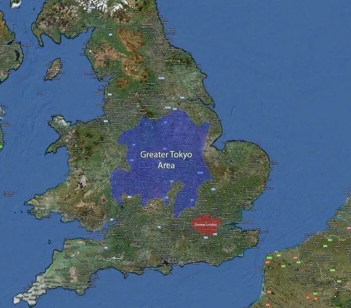 Map comparing the size of Greater Tokyo Area to Greater London, illustrating a perspective that may trigger megalophobia.