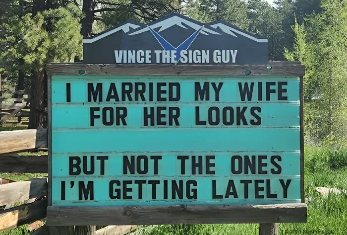 “We’re Tired Of Hiding The Bodies”: 50 Unexpected Signs That Made People Go ‘What?’