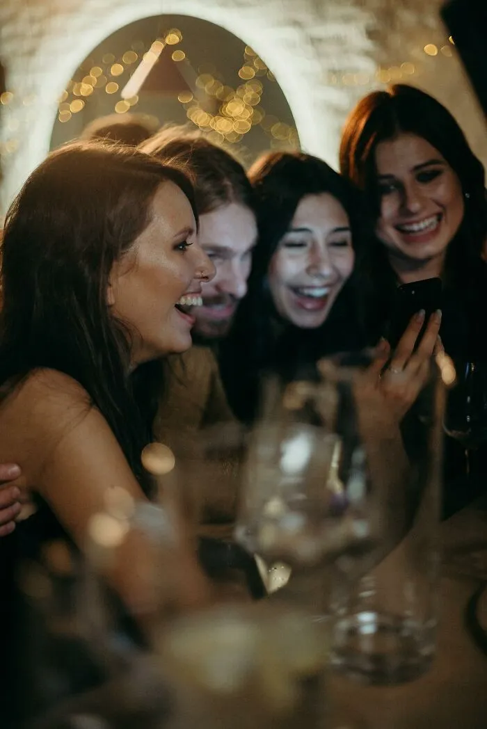 30 People Share “The Incident” That Ruined Their Friend Groups Forever