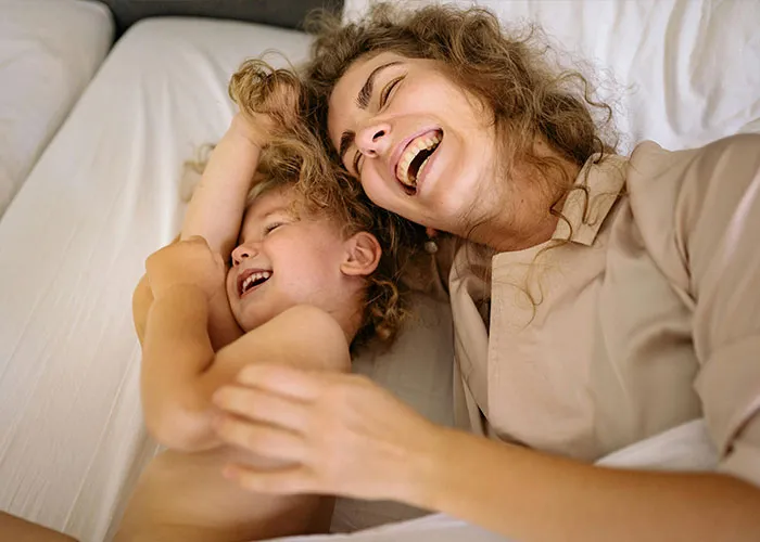 "Left Her Boyfriend To Be With Me": 50 Red Flags People Wouldn't Ignore In A Partner Again