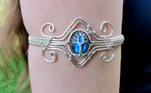 I Made A Tree Armband With A Labradorite Gemstone