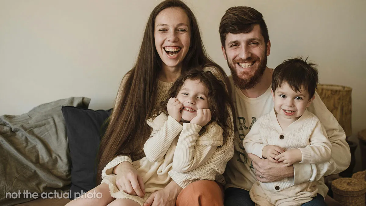 Wife Who Relies On Hubby To Support Family Pities Woman Who Works Full-Time, Angers Netizens