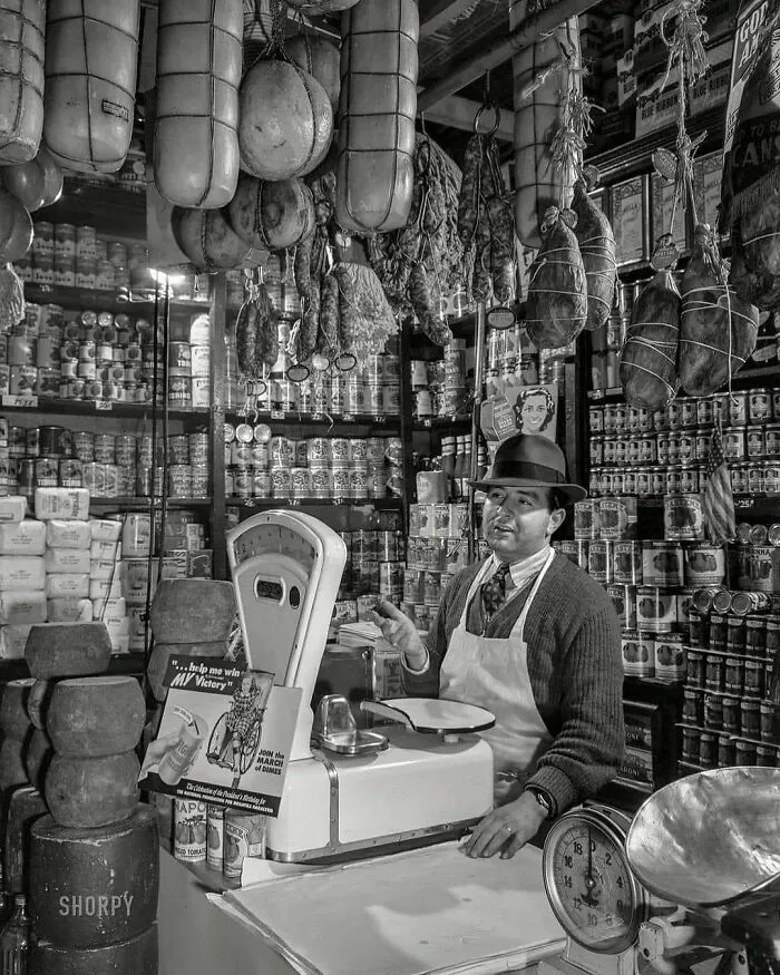 50 Unforgettable Historical Photos That Tell Stories Beyond Words