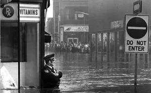 50 Unforgettable Historical Photos That Tell Stories Beyond Words