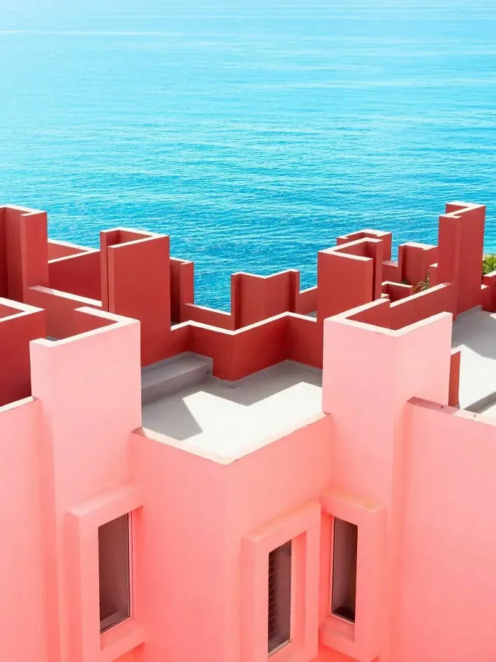 Abstract, Honorable Mention: ROJA By Benjamin Quadflieg
