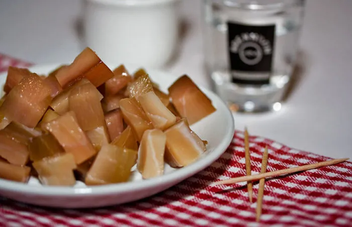 "What Is A Food That Makes You Think, 'How Did Humans Discover This Was Edible?'" (30 Answers)