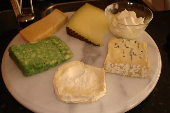 "What Is A Food That Makes You Think, 'How Did Humans Discover This Was Edible?'" (30 Answers)