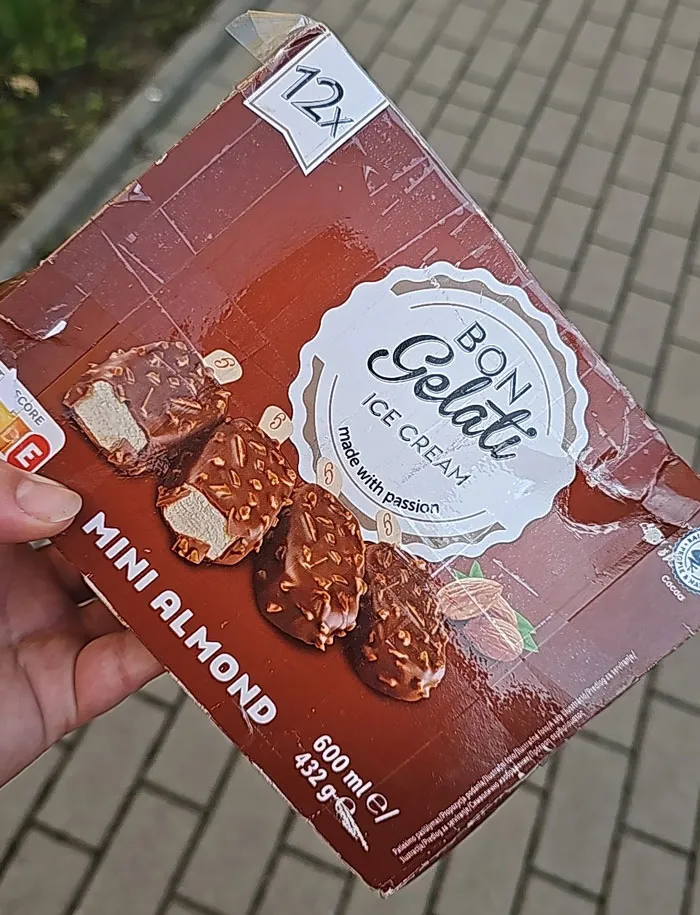 I Got The Legendary Package From Vinted - In A Food Box