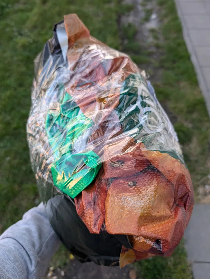 At The Beginning I Still Had Some Boxes, Poly Mailers And Illusions. After A Few Months On Vinted My Packages Started Looking Like This