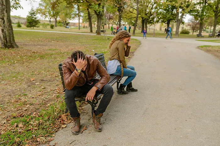 “You Dread Having To Spend Time With Them”: 30 Silent Signals You’re Falling Out Of Love