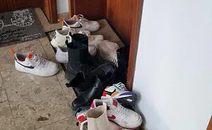 50 Pics That May Make You Never Want To Live Near Others Again (New Pics)