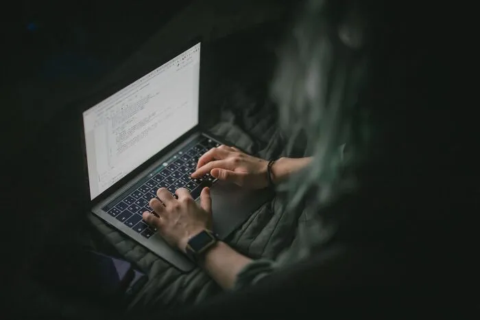 30 People Reveal The Darkest Internet Rabbit Holes They’ve Fallen Into