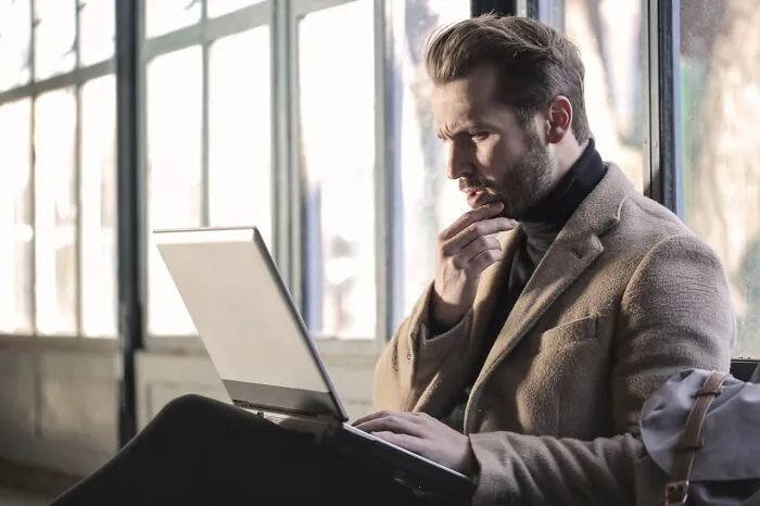 “Leave Immediately”: 30 Netizens Discuss Red Flags To Be Aware Of When Attending A Job Interview