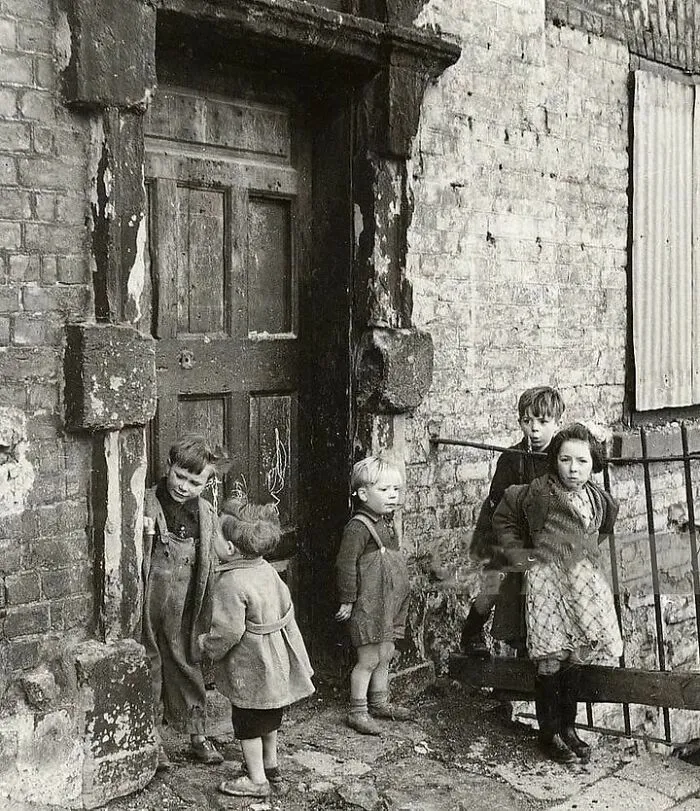 Children In The Slums Of Cumberland Street. Dublin, Ireland, 1940