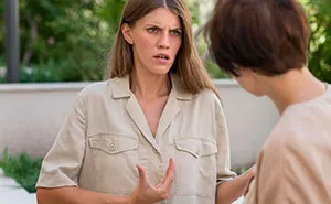 Student Gets Criticized By Neighbor As She's Not A Nurse But Is Wearing Scrubs, Seeks Advice Online