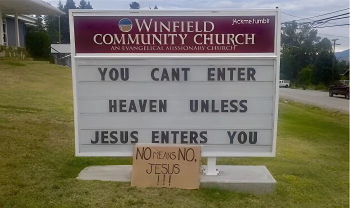 “We’re Tired Of Hiding The Bodies”: 50 Unexpected Signs That Made People Go ‘What?’