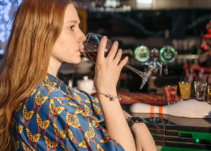 “Slap Yourself And Don’t Do It”: 30 Social Norms People Hate The Most