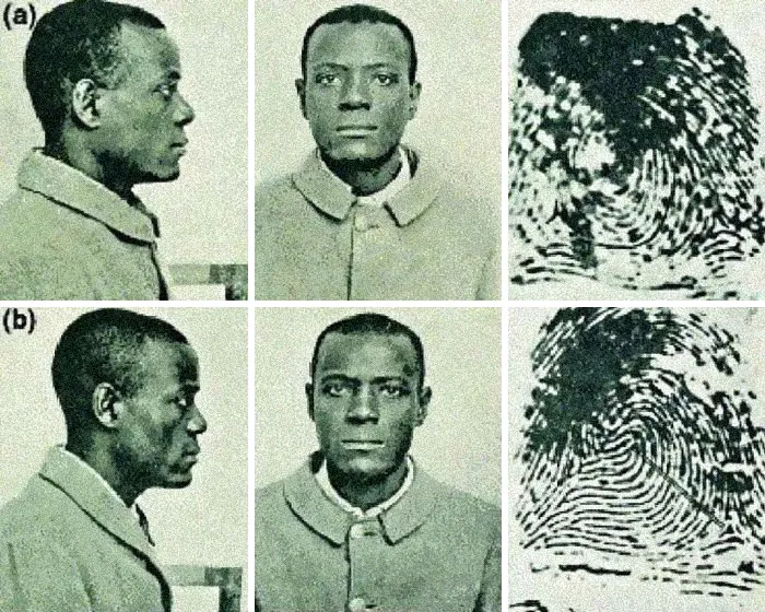 Estos son William West y William West y son la razón por la que se crearon las huellas dactilares para encontrar criminales porque no estaban relacionados en absoluto, compartían el mismo nombre exacto y parecían idénticos entre sí.