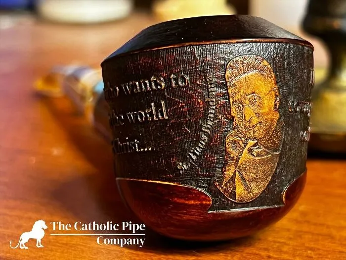 This Nebraskan Artist Crafts Incredible Pipes Featuring Saints, Angels, And Sacred Symbols (29 Pics)