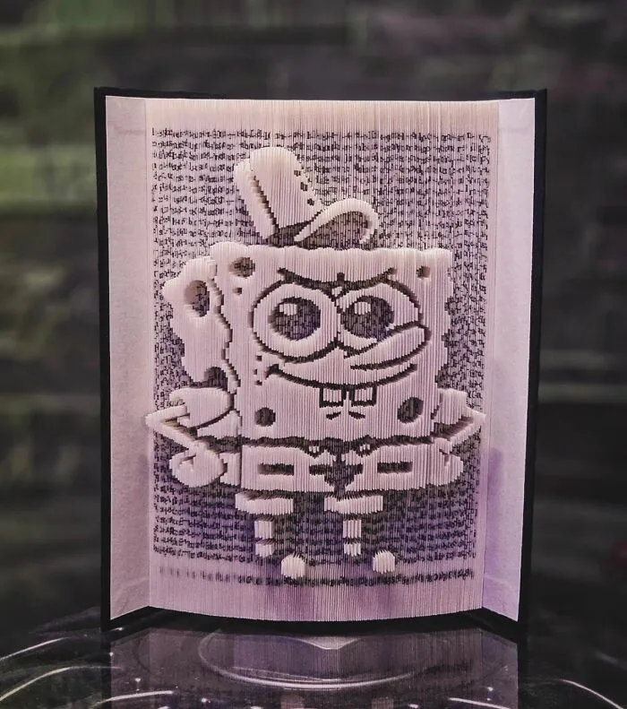 This Artist Upcycles Old Books Into Stunning Sculptures (45 Pics)