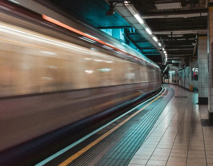 “Compound Interest Is An Amazing Thing”: 30 People Share Their Best ‘Rich People Tips’