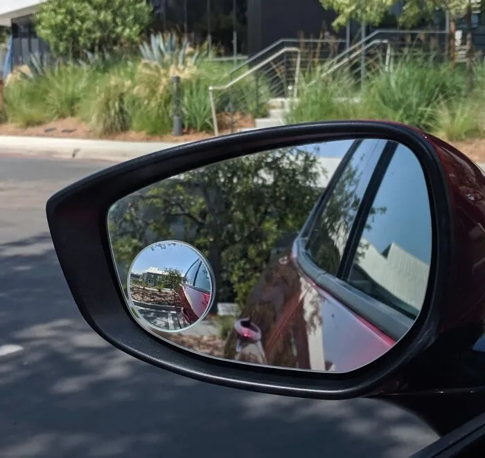 Blind Spots Got You Feeling Like You're Driving With A Blindfold On?  These   <a Style="Display:inline;" Href="Https://Www.amazon.com/Ampper-Blind-Mirror-Frameless-Convex/Dp/B01cv4ancc?ie=utf8&th=1&linkcode=ll1&tag=bphawk-20&linkid=c77bfbd7022fdf5af59cd29fbe701a3a&language=en_us&ref_=as_li_ss_tl" Target="_blank"><span Style="Font: Inherit; Color: #d74b1f;"> Blind Spot Mirrors</Span> Will Give You The Extra Vision You Need To Navigate Those Tricky Lane Changes (And Avoid Those Awkward "Oops" Moments)