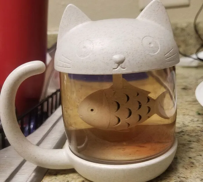 Tired Of Boring Teacups? This   <a Style="Display:inline;" Href="Https://Www.amazon.com/Carlie-Glass-Infuser-Strainer-Filter/Dp/B072k4lv5v?ie=utf8&linkcode=ll1&tag=bphawk-20&linkid=0fd6ad4cadb612247992873adca7a215&language=en_us&ref_=as_li_ss_tl" Target="_blank"><span Style="Font: Inherit; Color: #d74b1f;"> Cute Glass Cat Cup</Span> Is The Purr-Fectly Quirky Alternative. It's So Cute, You'll Want To Use It Every Day