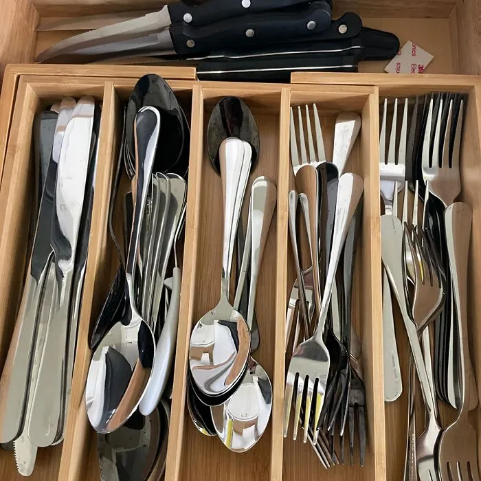 It Is Time To Take Adulting To The Kitchen With A   <a Style="Display:inline;" Href="Https://Www.amazon.com/Silverware-Stainless-Flatware-Tableware-Dishwasher/Dp/B09hgtl7b2?dib=eyj2ijoimsj9.svh_9eo8fr2lmg8zk_lkgwi2ksdvs4nynu3uh8r1_ogkal1ioxpuvisynayqn-Reriggbsbvmnevt54nvv2qicyfuz5brdr7zugzwlkklcshld-Gvyyh7hvlggwm91jnvlaxipettmtlmrixosxiggdrzroz9-Ru115pptqtxww.frel6l7f87slmyc_a-Oyexfqwvypc4bjmv64ynutayy&dib_tag=se&qid=1727850835&sr=8-49&srs=121543463011&linkcode=ll1&tag=bpwhale-20&linkid=e817f529411de09121dab15a463bab34&language=en_us&ref_=as_li_ss_tl" Target="_blank"><span Style="Font:inherit;color:#d74b1f;"> Silverware Set</Span> That Isn't Mismatched And Tarnished