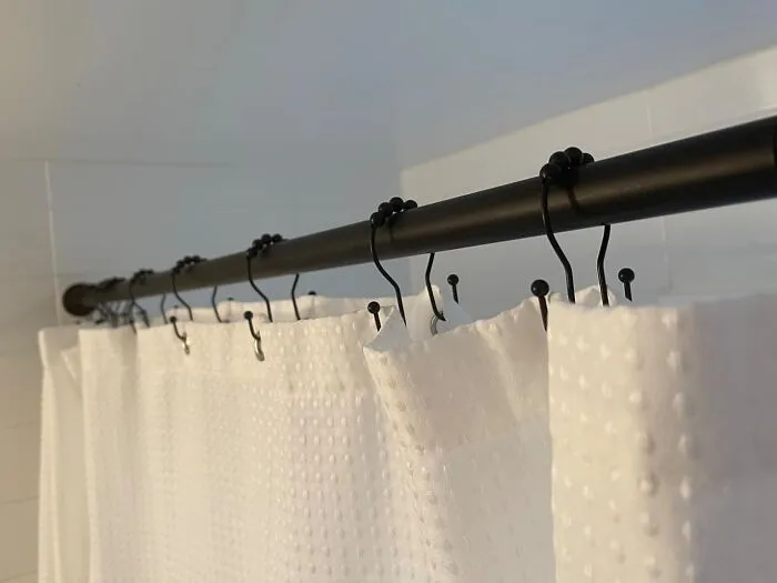  These   <a Style="Display:inline;" Href="Https://Www.amazon.com/Goowin-Stainless-Rust-Resistant-Anti-Drop-Bathroom/Dp/B08722ndz9?ie=utf8&th=1&linkcode=ll1&tag=bpkiwi-20&linkid=7b4ade9418b59ab59d47faf97cb8abfb&language=en_us&ref_=as_li_ss_tl" Target="_blank"><span Style="Font:inherit;color:#d74b1f;"> Shower Curtain Hooks</Span> Have Hooks For Both Inner And Outer Curtains, Making Your Shower Time Much Less Of A Hassle