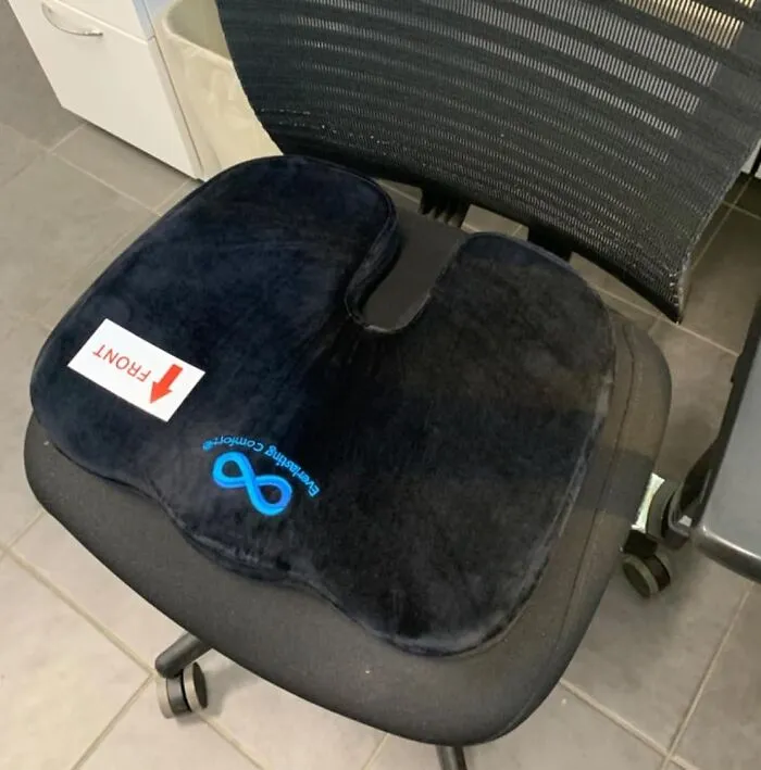 Spending Way Too Much Time Behind The Computer? This   <a Style="Display:inline;" Href="Https://Www.amazon.com/Seat-Cushion-Office-Chair-Desk/Dp/B01ebdv9bu?ie=utf8&th=1&linkcode=ll1&tag=bpkiwi-20&linkid=19faad28bec15101150a90dfed2165f0&language=en_us&ref_=as_li_ss_tl" Target="_blank"><span Style="Font:inherit;color:#d74b1f;"> Memory Foam Office Chair Pillow </Span> Might Make It A Little Bit More Comfortable