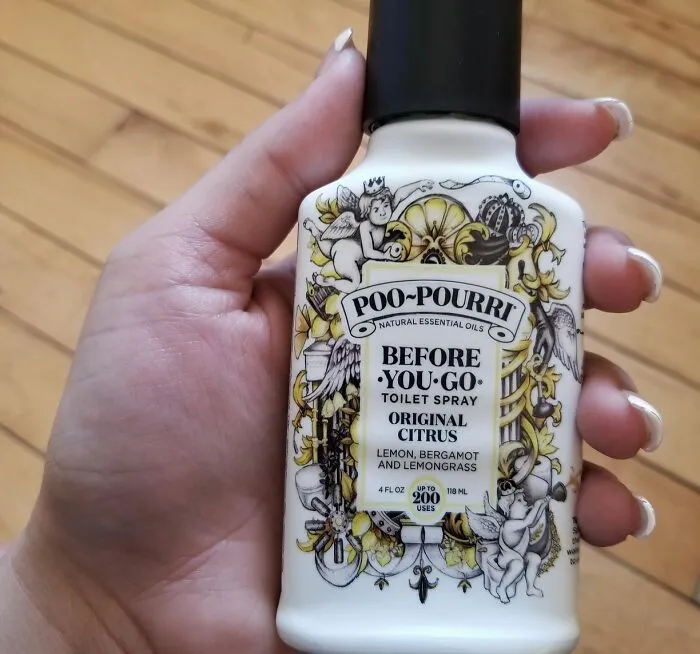 Your Bathroom Is About To Smell So Good, You'll Want To Invite The Queen Over For A Royal Visit (But Maybe Don't Tell Her What It's For). This <a Style="Display:inline;" Href="Https://Www.amazon.com/Poo-Pourri-Before-You-Go-Toilet-Bottle-Original/Dp/B0108xrhju?th=1&linkcode=ll1&tag=bpostrich-20&linkid=1755aaf8d5c2ddddd2638f3dd5a0bc6b&language=en_us&ref_=as_li_ss_tl" Target="_blank"><span Style="Font: Inherit; Color: #d74b1f;"> Before-You-Go Toilet Spray</Span> Is The Secret To A Fresh And Fragrant Throne Room