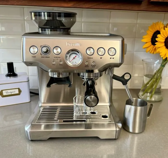 Tired Of Your Coffee Tasting Like It's Been Brewed In A Sock? This <a Style="Display:inline;" Href="Https://Www.amazon.com/Breville-Bes870xl-Barista-Express-Espresso/Dp/B00ch9qwou?th=1&linkcode=ll1&tag=bporangutan-20&linkid=863d470b44f0d26fa145c45763366b2c&language=en_us&ref_=as_li_ss_tl" Target="_blank"><span Style="Font: Inherit; Color: #d74b1f;"> Breville Barista Express</Span> With Its Precise Temperature Control And Built-In Grinder Will Have You Brewing The Perfect Cup Every Time
