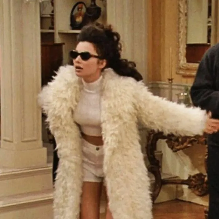 30 Wild And Wholesome Moments From The ‘90s, As Seen On This Dedicated IG Page (New Pics)