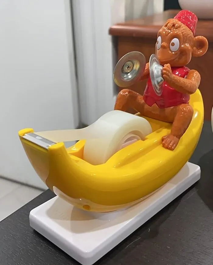  This   <a Style="Display:inline;" Href="Https://Www.amazon.com/Amazeko-Clapping-Dispenser-Non-Slip-Weighted/Dp/B08c8zbmrx?ie=utf8&linkcode=ll1&tag=bpsquirrel-20&linkid=b31caec21174296664ebc7397954926c&language=en_us&ref_=as_li_ss_tl" Target="_blank"><span Style="Font:inherit;color:#d74b1f;"> Tape Dispenser </Span> Perfectly Reflects That "Play Monkey, Play" Feeling We Get From A Desk Job