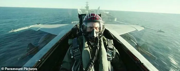 In Top Gun: Maverick, Tom Cruise Explains G-Force To The Student Pilots (Best In The World) As If That Isnt Something All Fighter Pilots Know About