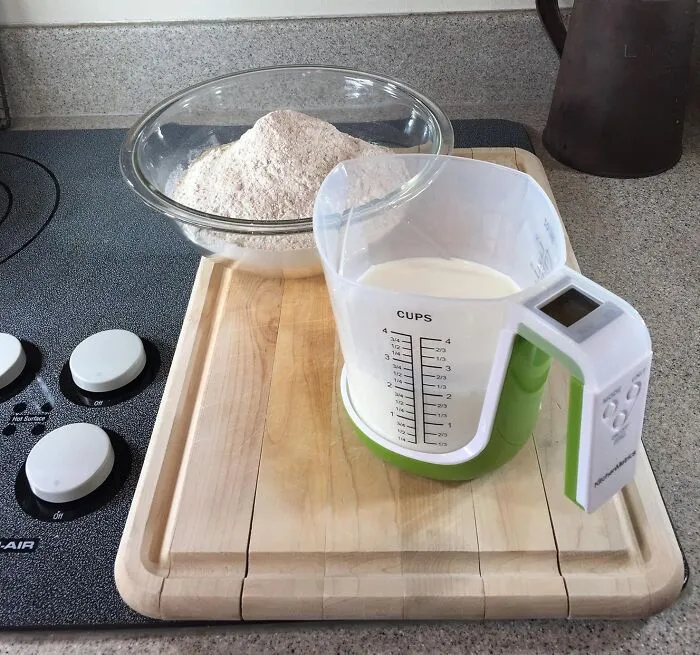 Measure Your Ingredients With The Precision Of A Nasa Scientist Using This   <a Style="Display:inline;" Href="Https://Www.amazon.com/Dp/B06y3bfhjl?ascsubtag=7662435%2c11%2c37%2cd%2c0%2c0%2c0%2c900%3a2%3b974%3a3%3b1125%3a2%3b1242%3a1%2c45685778%2c0%2c0%2c0&btn_ref=srctok-97ea6f0805d68e74&th=1&linkcode=ll1&tag=bpwalrus-20&linkid=a0ff3b8116a7137800a89ea5a2d72f45&language=en_us&ref_=as_li_ss_tl" Target="_blank"><span Style="Font: Inherit; Color: #d74b1f;"> Digital Kitchen Food Scale And Measuring Cup </Span>