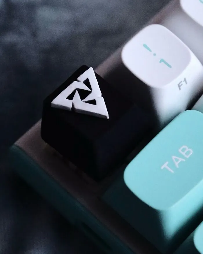 This Artist Creates Amazing Detailed Keyboard Keycaps, Here Are 21 Of Her Best Ones