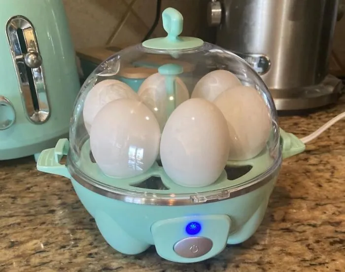 Crack Open The Secret To Perfectly Cooked Eggs In A Flash With The <a Style="Display:inline;" Href="Https://Www.amazon.com/Dash-Rapid-Egg-Cooker-Scrambled/Dp/B00ddxyc6o?ie=utf8&linkcode=ll1&tag=bplobster-20&linkid=15c98cd5187e0fabc0a0d65965ff6b44&language=en_us&ref_=as_li_ss_tl" Target="_blank"><span Style="Font: Inherit; Color: #d74b1f;"> Rapid Egg Cooker</Span> - A Game-Changing Kitchen Essential For People Who Don't Have Time To Waste Watching Eggs Boil